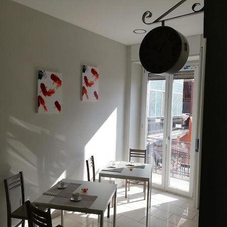 Binario 3 Bed & Breakfast Еболи Екстериор снимка