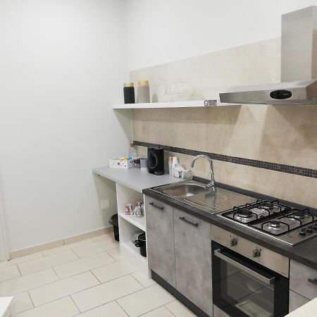 Binario 3 Bed & Breakfast Еболи Екстериор снимка