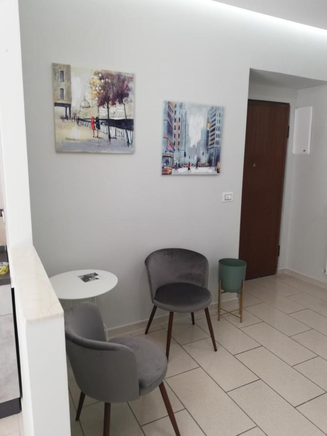 Binario 3 Bed & Breakfast Еболи Екстериор снимка