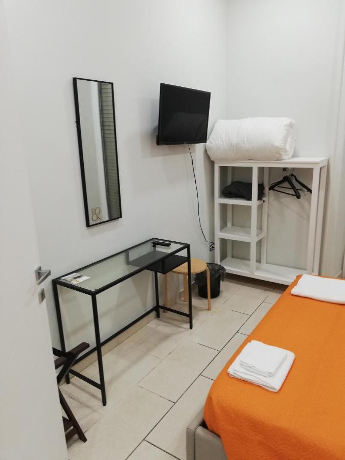 Binario 3 Bed & Breakfast Еболи Екстериор снимка